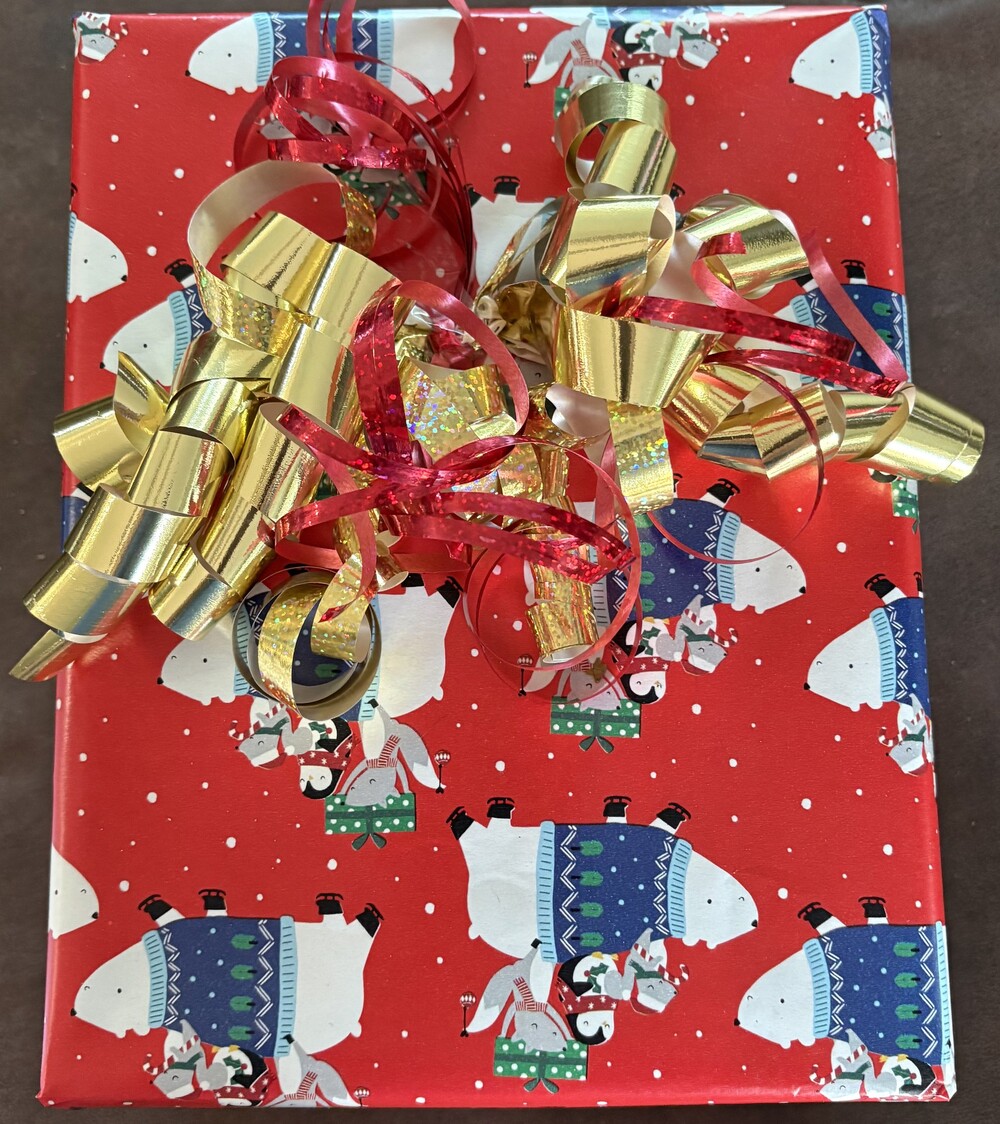 Custom Curly Bows & Gift Wrapping Services - Christmas